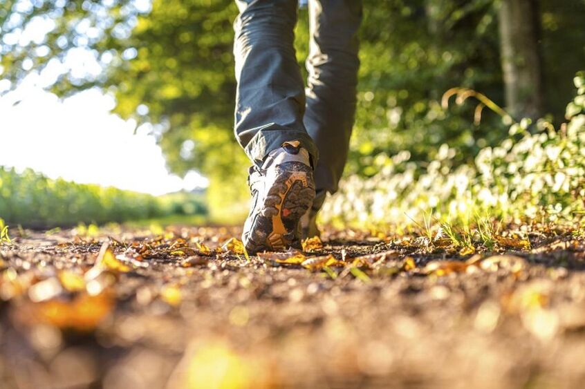 marcher pour prévenir l'arthrose